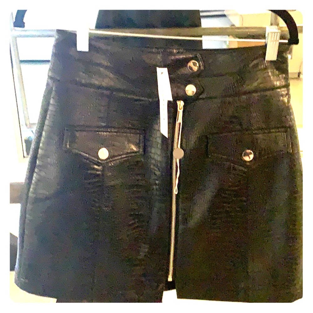 Tags attached, faux leather, croc print mini skirt